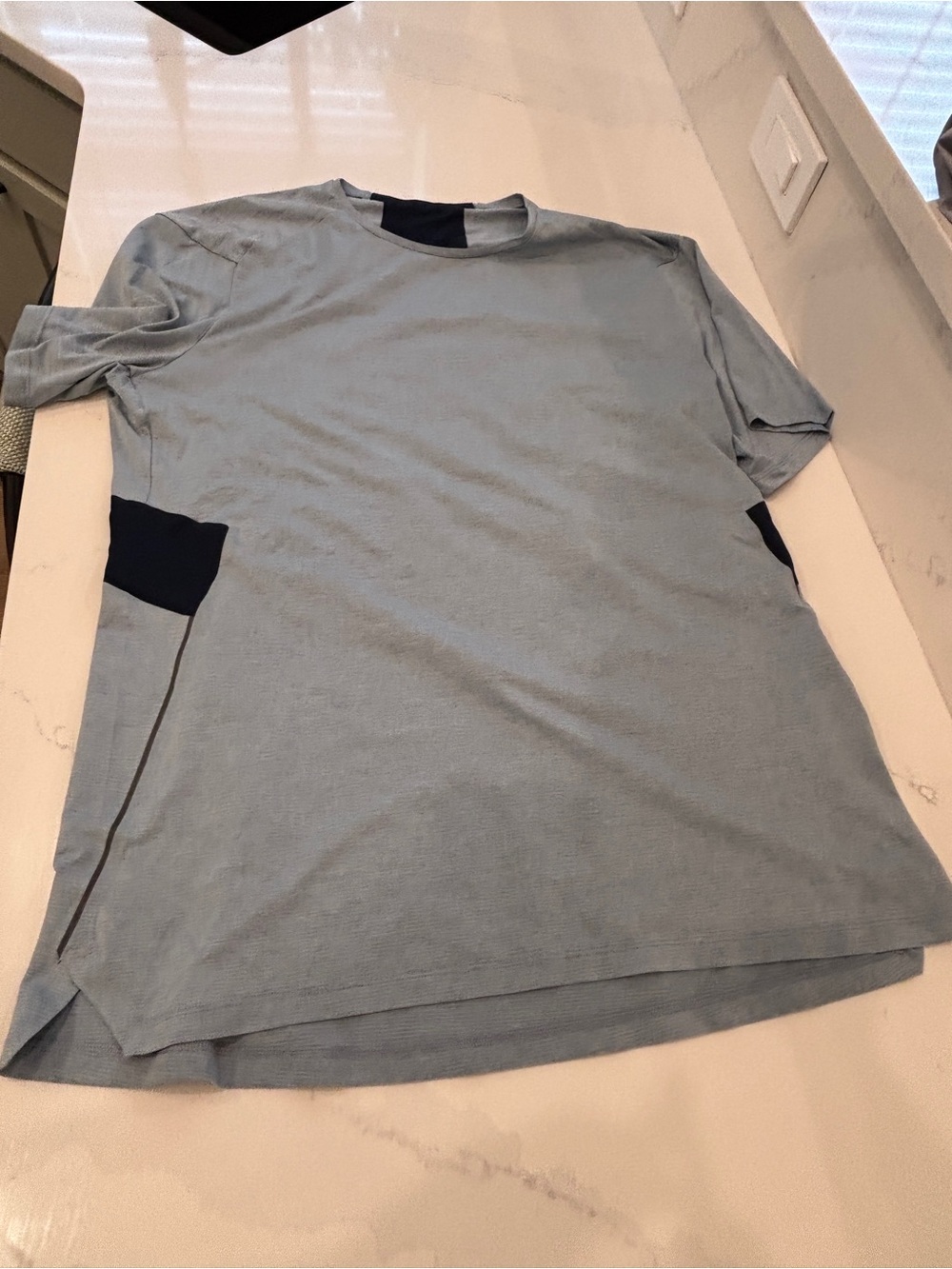 Men's Lululemon workout shirt